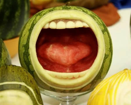 【超级搞笑】水果食物之搞笑西瓜图片,夏日给你降降暑。